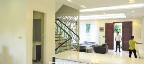 3 Schlafzimmer Villa in Long Bien, Vietnam, Nr. 3440 3