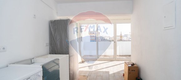 9 bedrooms Building in Portimao, Portugal No. 123276 6