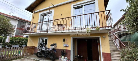 4 Schlafzimmer Villa in Malnate, Italy, Nr. 275277 15