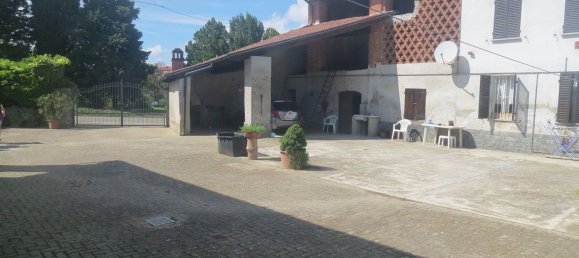 9 Schlafzimmer Haus in San Salvatore Monferrato, Italy, Nr. 327080 4