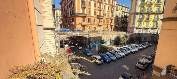 Квартира с 5 комнатами в Неаполь, Италия № 35944 44