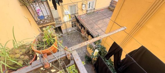 Квартира с 5 комнатами в Неаполь, Италия № 35944 48