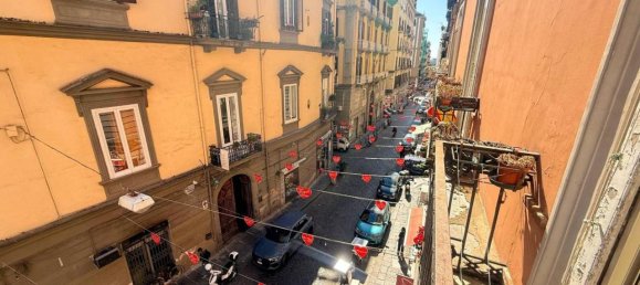 Квартира с 5 комнатами в Неаполь, Италия № 35944 46