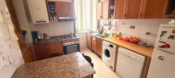 Квартира с 5 комнатами в Неаполь, Италия № 35944 29