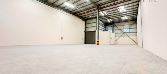 473.8m² Warehouse in Dubai, UAE No. 41595 4