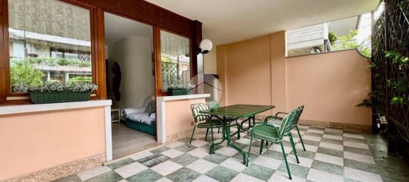 Apartamento de 3 dormitorios en Desenzano del Garda, Italy No. 318956 21