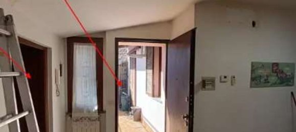 3غرفة شقة في Cirimido, Italy رقم 6213 3