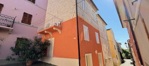 5 rooms House in Sirolo, Italy No. 124217 9