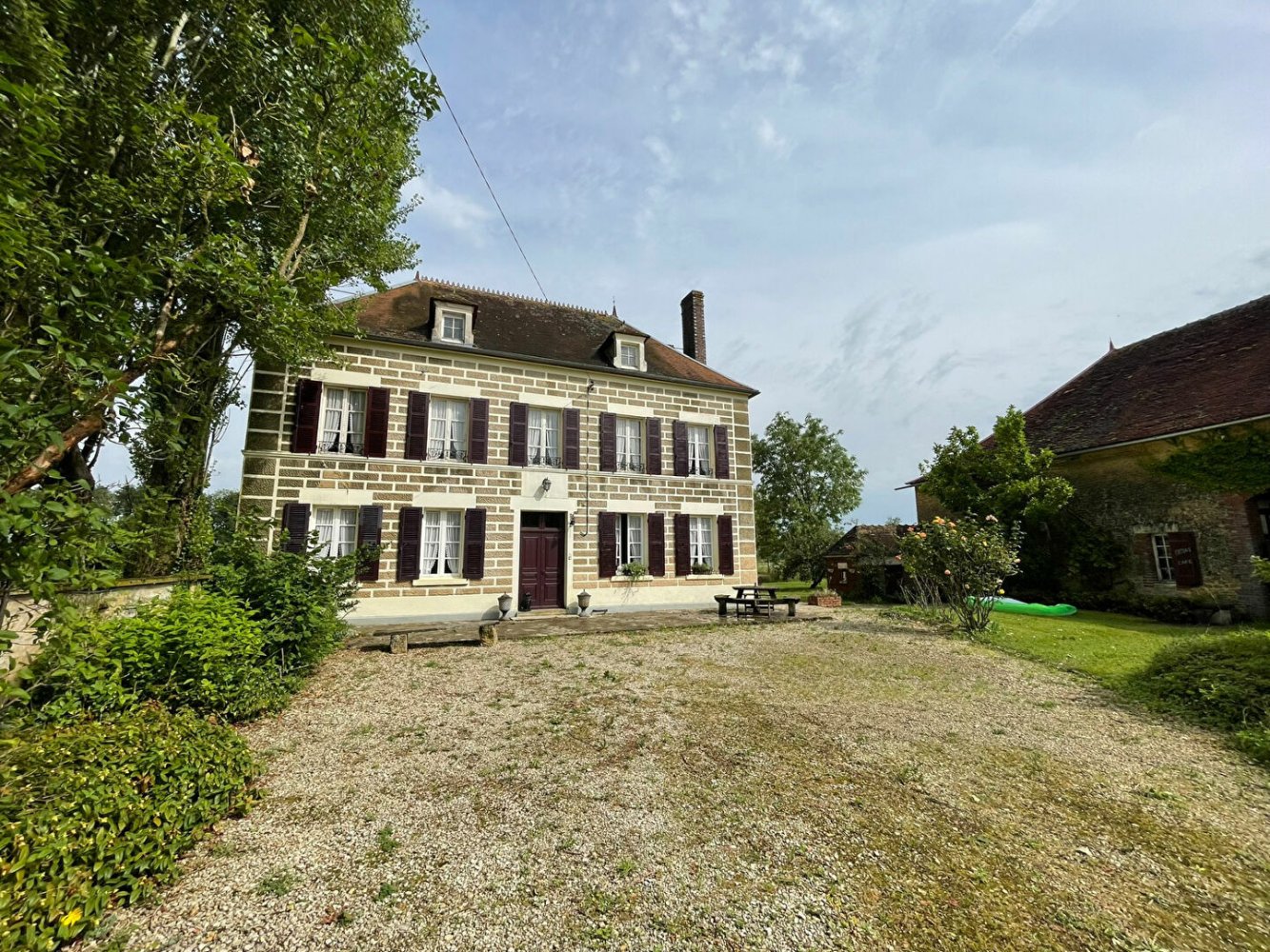 4 Schlafzimmer Haus in Chessy-les-Pres, France, Nr. 262823