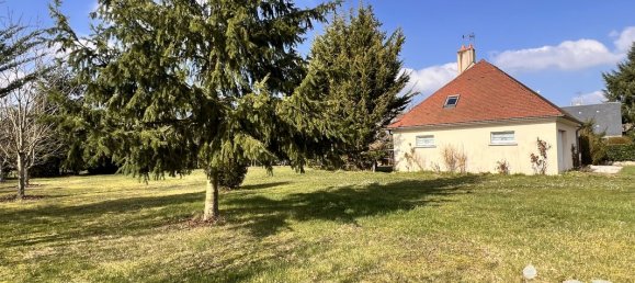 4 bedrooms House in Ouerre, France No. 74040 3