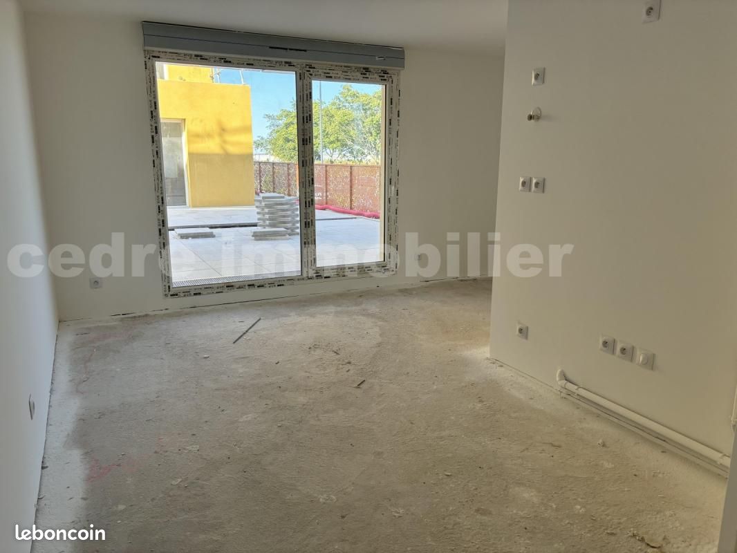 1 bedroom Apartment in La Chapelle-Saint-Mesmin, France No. 240111