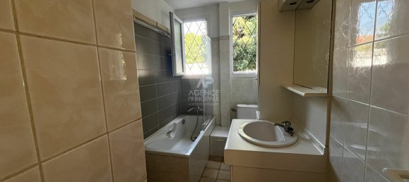 2 bedrooms Apartment in Maisons-Laffitte, France No. 347045 8