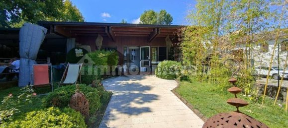 Imóvel comercial em Desenzano del Garda, Italy 300 m² N.º 304587 12