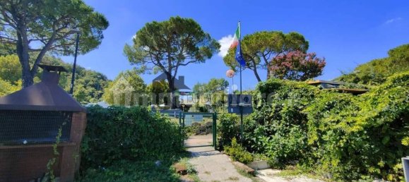 Imóvel comercial em Desenzano del Garda, Italy 300 m² N.º 304587 17