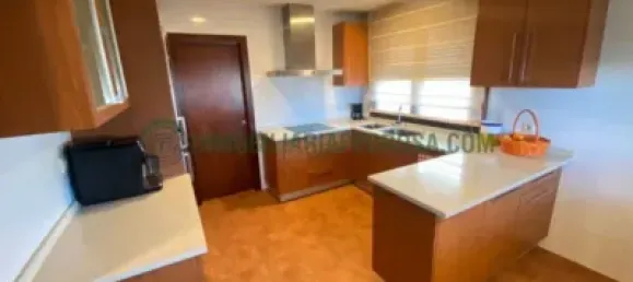 5 bedrooms House in Poio, Spain No. 140501 10