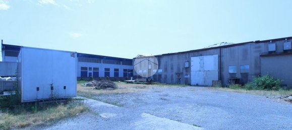 1700m² Warehouse in Monte Cremasco, Italy No. 359738 5
