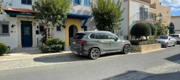 2 bedrooms Villa in Limassol, Cyprus No. 6552 3