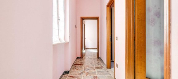 3 bedrooms Apartment in Cislago, Italy No. 363542 9