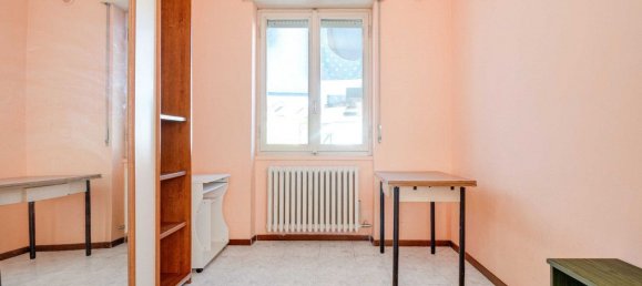 3 bedrooms Apartment in Cislago, Italy No. 363542 16