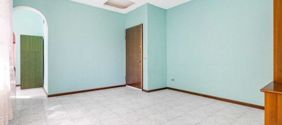 3 bedrooms Apartment in Cislago, Italy No. 363542 6