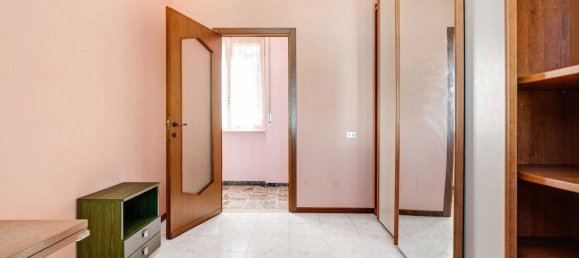 3 bedrooms Apartment in Cislago, Italy No. 363542 17