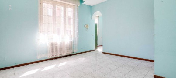 3 bedrooms Apartment in Cislago, Italy No. 363542 4