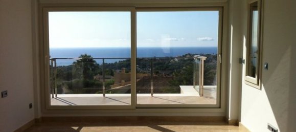 Casa de 4 dormitorios en Moraira, Spain No. 88361 8