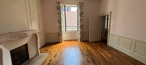 Дом с 4 спальнями в Бурж, Франция № 258751 11