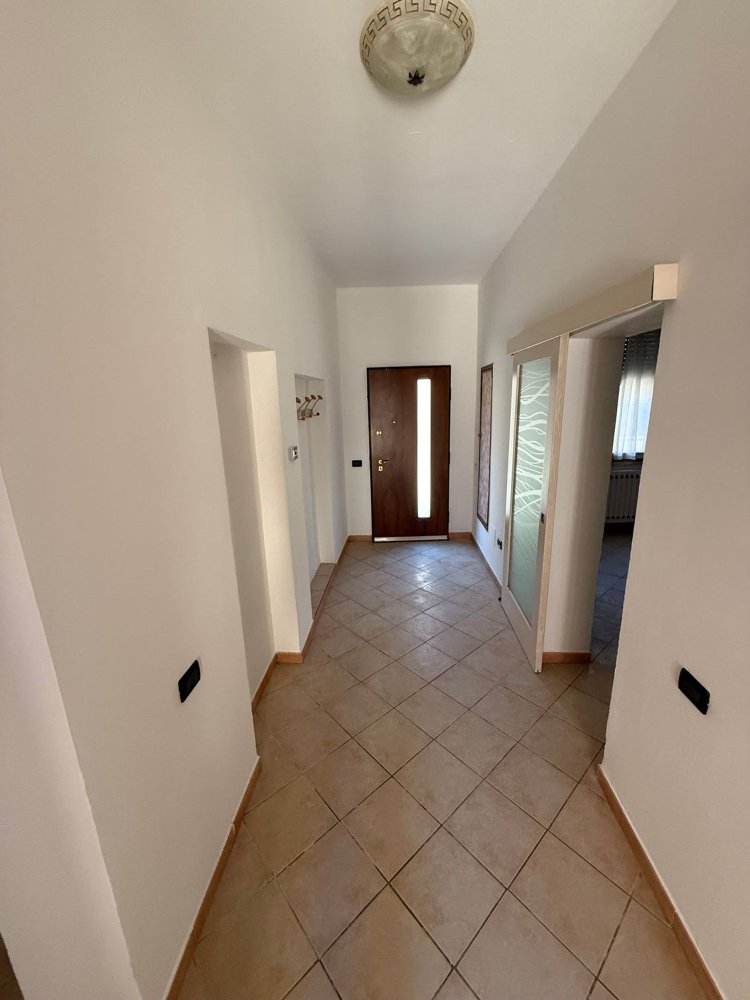 Casa T5 em Ostiglia, Italy N.º 362221