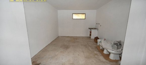 Квартира с 5 комнатами в Кастель ди Лама, Италия № 124709 13