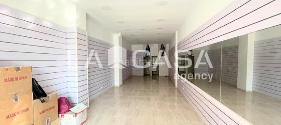 70m² Commercial property in Badalona, Spain No. 138271 8