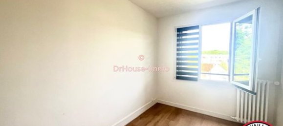 2 bedrooms Apartment in Clichy-sous-Bois, France No. 305934 6