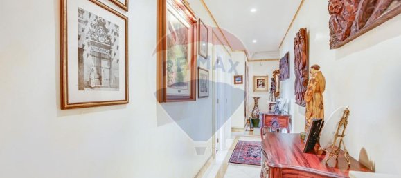 5 bedrooms Apartment in Lisbon, Portugal No. 66395 2