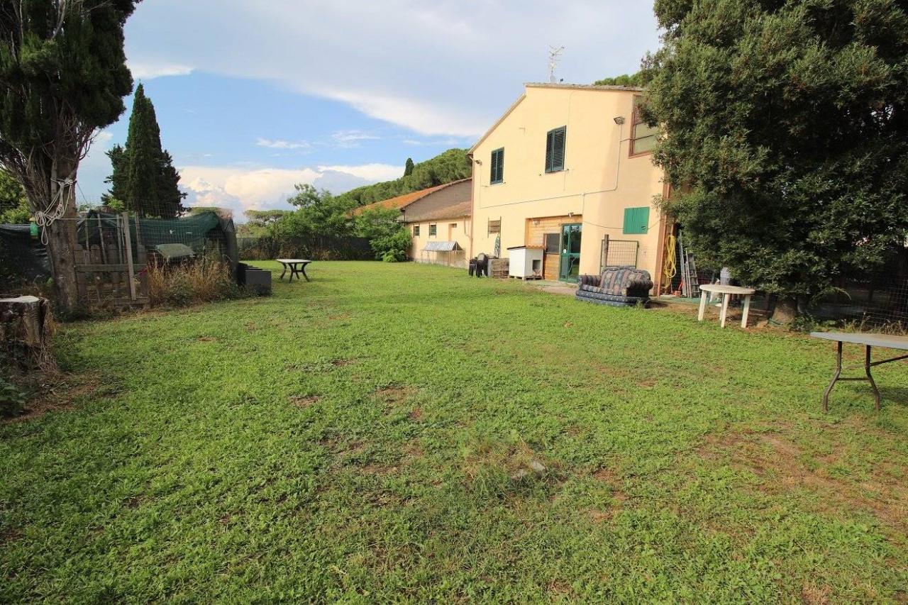 4 rooms House in Grosseto, Italy No. 87520