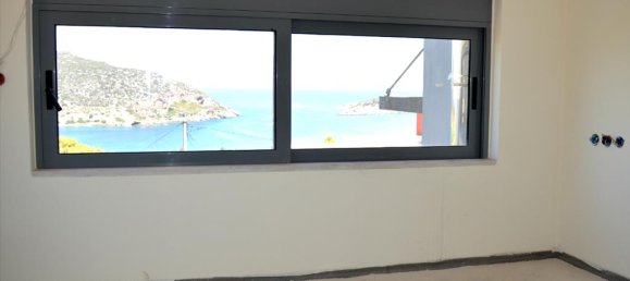 5 bedrooms Property in Markopoulo Mesogaias, Greece No. 6636 9