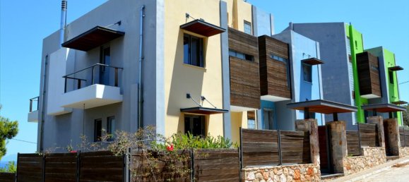 5 bedrooms Property in Markopoulo Mesogaias, Greece No. 6636 2