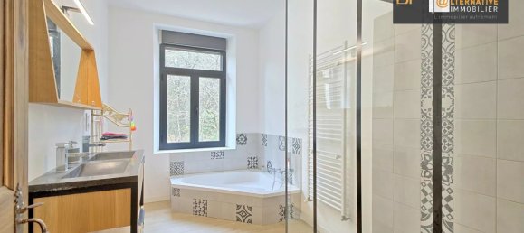 5 bedrooms House in Chateaubourg, France No. 206571 16