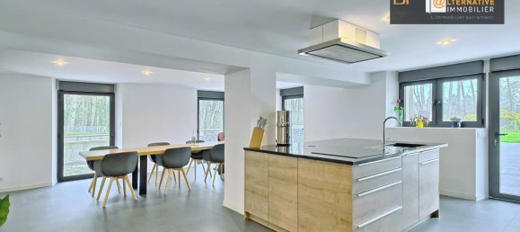 5 bedrooms House in Chateaubourg, France No. 206571 5