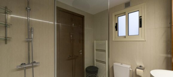 4 bedrooms Apartment in Limassol, Cyprus No. 1731 12