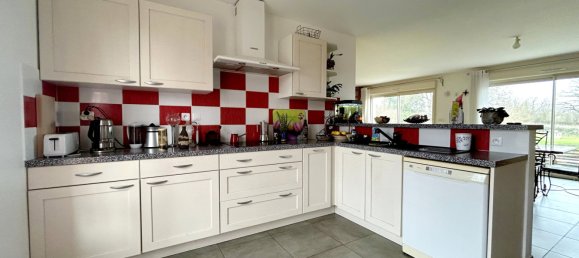 5 bedrooms House in Saint-Amand-Montrond, France No. 80038 5