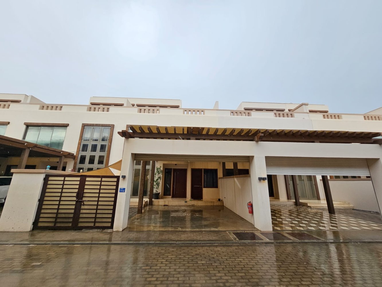 5 bedrooms Villa in As Sib, Oman No. 1162