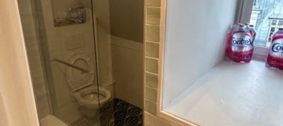 1 bedroom Apartment in Paris, France No. 309915 10