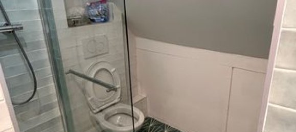 1 bedroom Apartment in Paris, France No. 309915 9