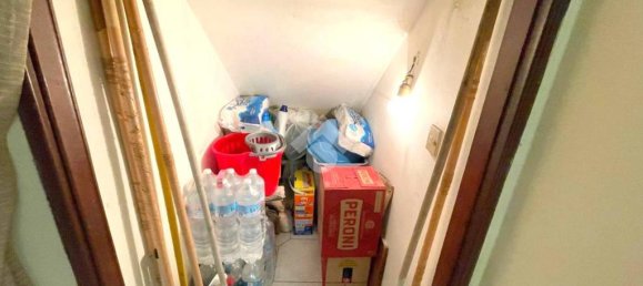 2 bedrooms Apartment in Palermo, Italy No. 264013 24