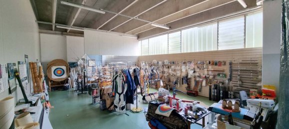 1-Zimmer Lagerhaus in Albano Sant'Alessandro, Italy, Nr. 137108 3