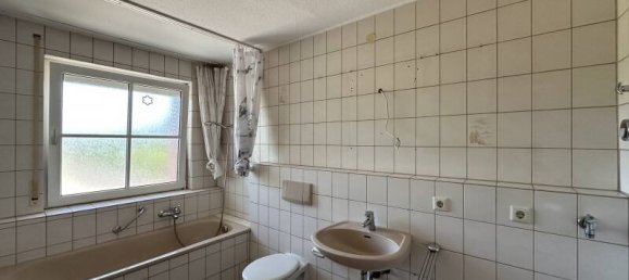 Квартира с 2 комнатами в Лёррах, Германия № 73598 4