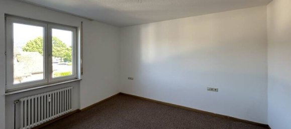 Квартира с 2 комнатами в Лёррах, Германия № 73598 3