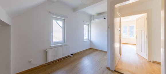 Villa de 7 divisões em Pfaffstatten, Austria N.º 233367 10