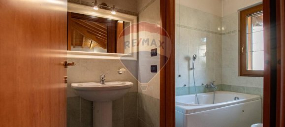 4 rooms Apartment in Dello, Italy No. 13698 9