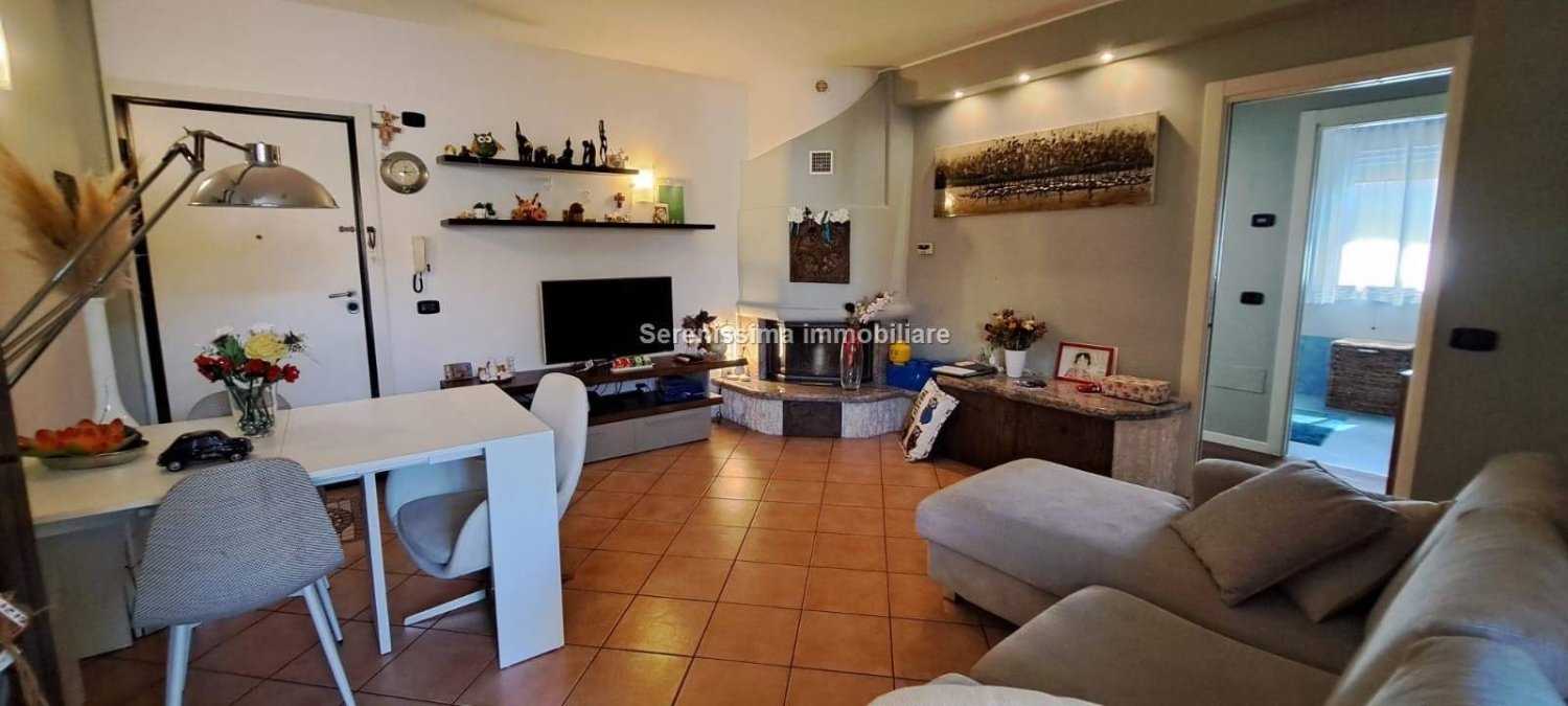 Apartamento T2 em Vallefoglia, Italy N.º 261095